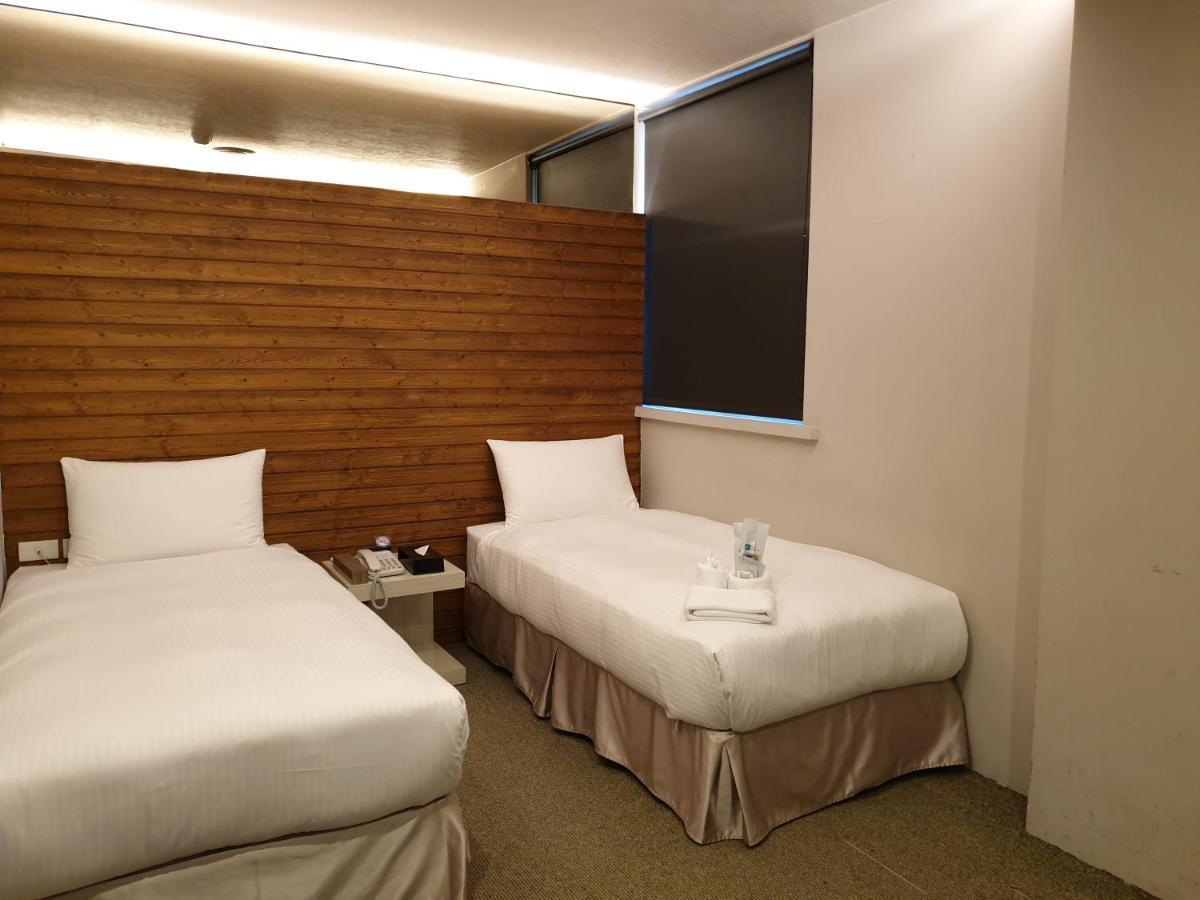 Changhua Hotel Taipei Exterior photo